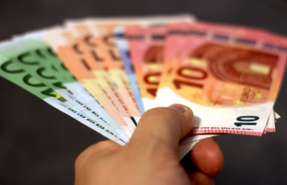 25.000 Euro: Kolleginnen aus  Neuenkirchen verhindern Enkeltrick